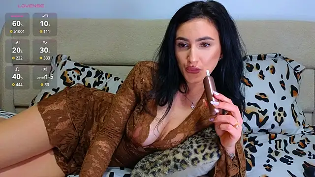 Chat +18 de YourDesiree_ ao vivo