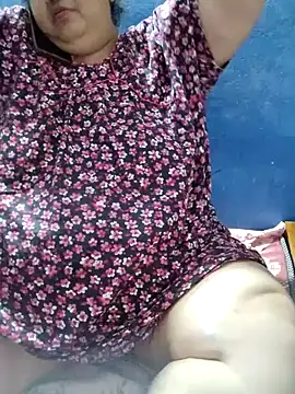 tamilthanushri's Live XXX Chat