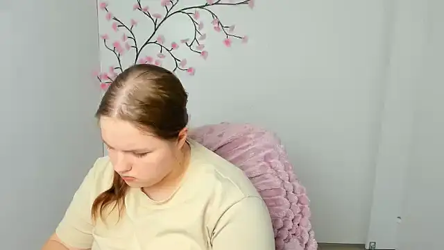 Kitty_Mia_Kitty's Live XXX Chat