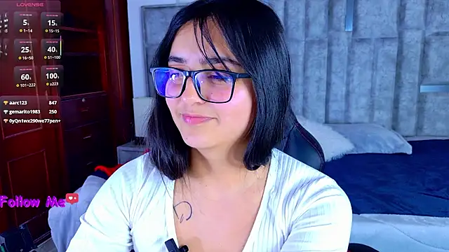 scarlleth_ Live XXX Chat