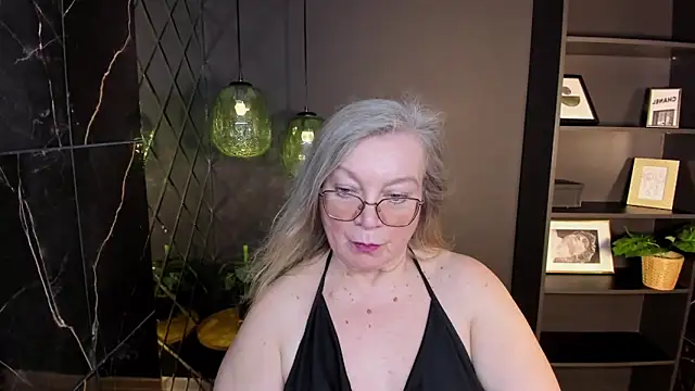 NataliMellow's Live XXX Chat