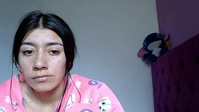 Madow_Lu: διαδικτυακό σόου στην κάμερα