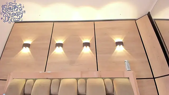 karol_lewiss' Live XXX Chat