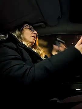 SukyGirl Chat XXX live