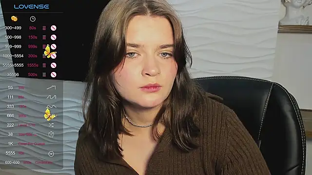 LanaTreades' Live XXX Chat