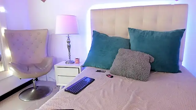 RoxaneBons 라이브 XXX 채팅