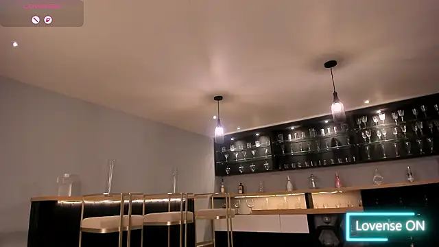 KylaMorrison: онлайн-секс-чат