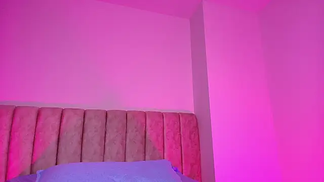 agath_69's Live XXX Chat