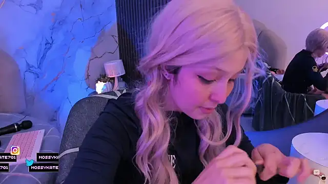 Katemoss70 Live XXX Chat