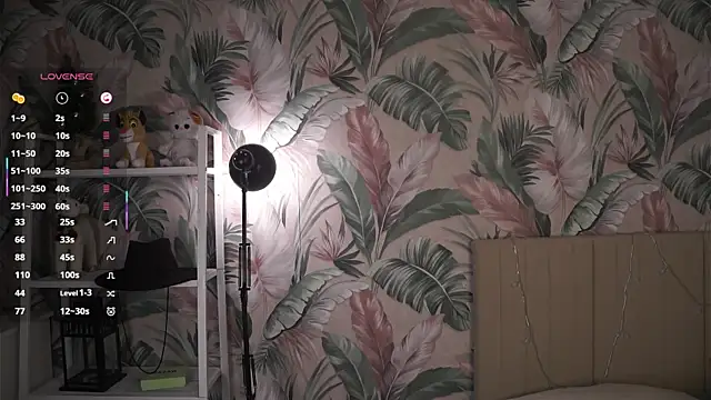 MarlinVarianのライブXXXチャット