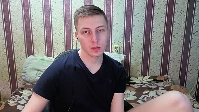 darienlarge Adlı Modelin Web Kamerası Şovu