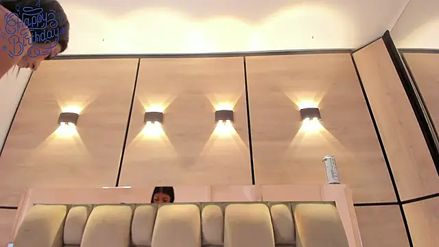 karol_lewiss' Live XXX Chat