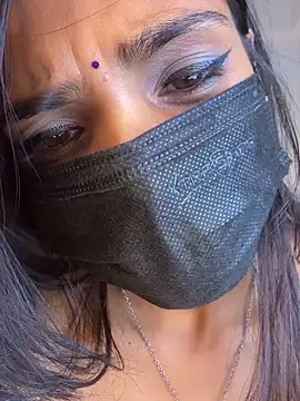 XXX chat uživo modela Lovely_Babiee