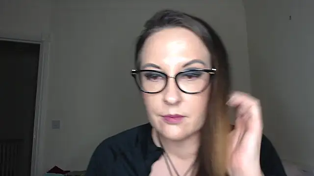 PsychicDominatrix's Live XXX Chat