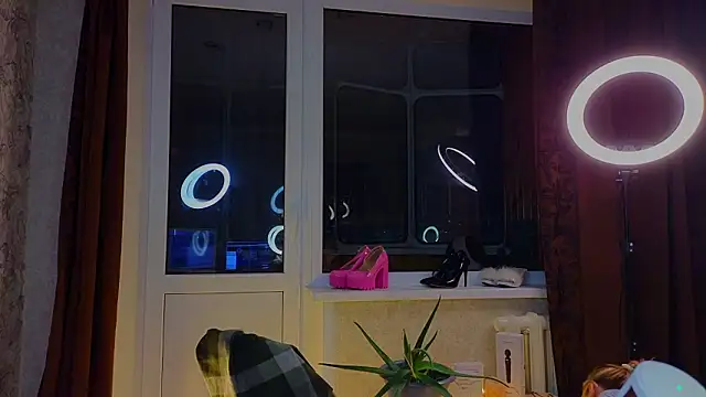 sinteas' Live XXX Chat