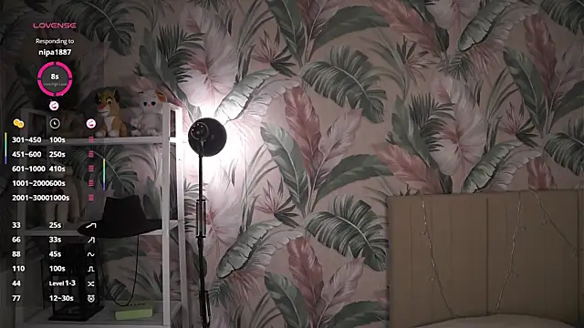 MarlinVarian's Live XXX Chat