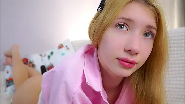 SunnivaCovil 라이브 XXX 채팅