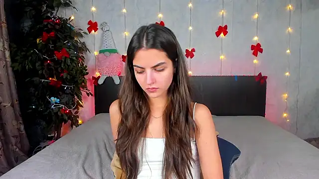 Milana_Crystal_: онлайн-секс-чат