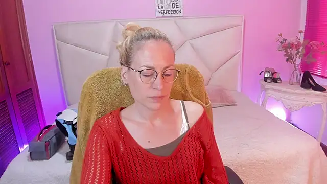 SammySanders: онлайн-секс-чат