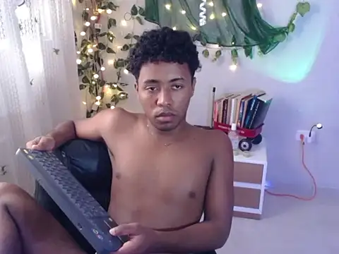 fairybooy élő XXX-chatje