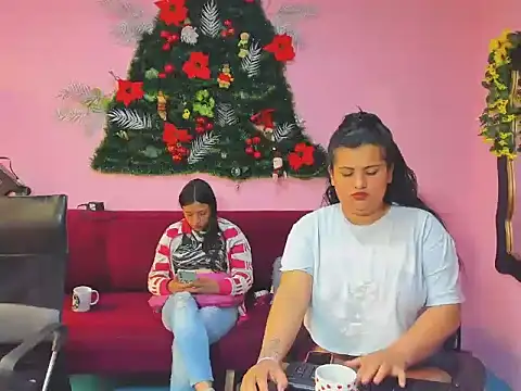 LesbianCouple02 লাইভ XXX চ্যাট