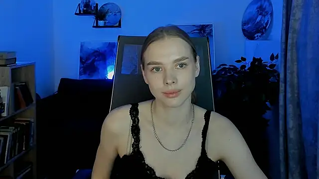 BellaHaadiid: απευθείας συνομιλία ΧΧΧ