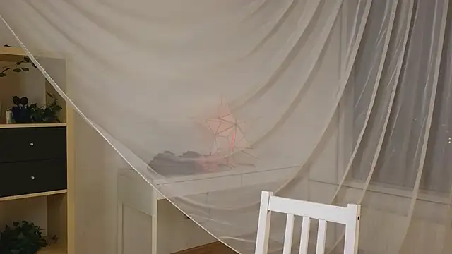 Czat XXX na żywo – LatonyaButac