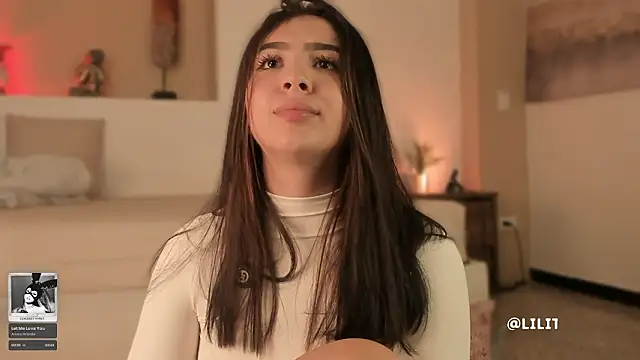 Lilith_Sage_ 라이브 XXX 채팅