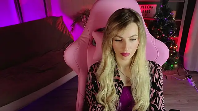 AlexaMoonshine's Webcam Show