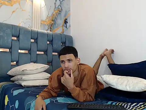 Sexy_boys_hell2's Live XXX Chat