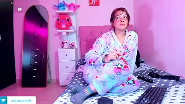 Czat XXX na żywo – Vannessa__Shy