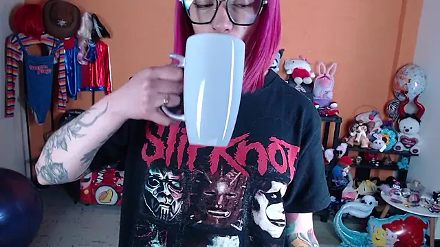 Czat XXX na żywo – MissMiia2