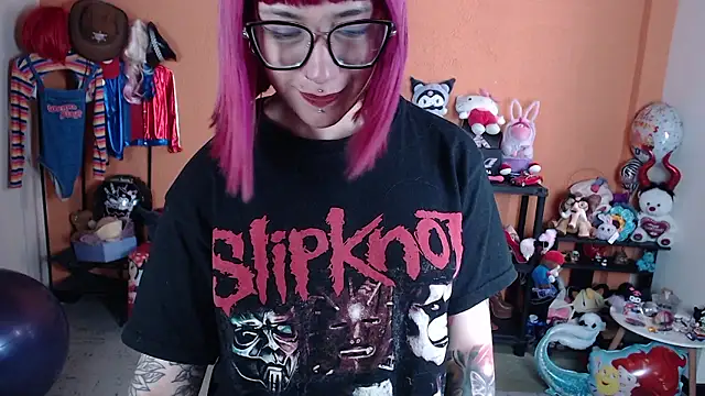 MissMiia2's Live XXX Chat