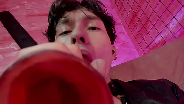 Eliot_X's Live XXX Chat