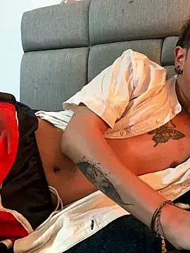 NaytonFreeman Chat XXX live