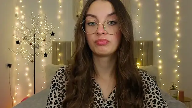 Real_cutie1's Webcam Show