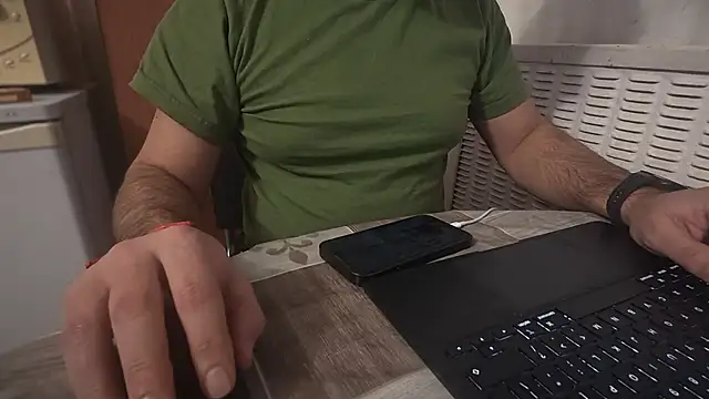 XXX chat uživo modela TARKAN1