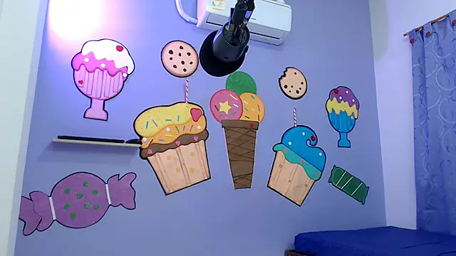 แชท XXX สดของ skinnykalitzo18