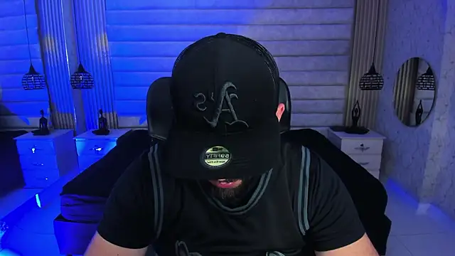 Онлайн чат XXX jhon_bear03