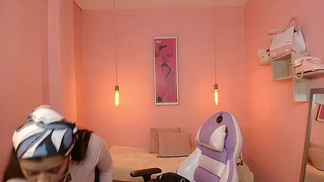 Adri_gomez_x's Live XXX Chat