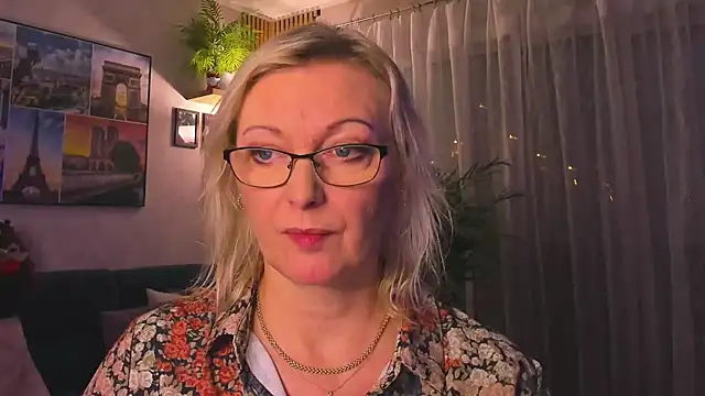 vanessa_chat Adlı Modelin Web Kamerası Şovu