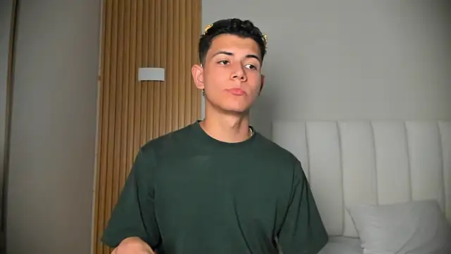 FireGuy_99: онлайн-секс-чат