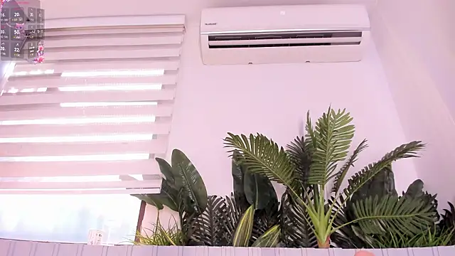 stephanymonroe: онлайн-секс-чат