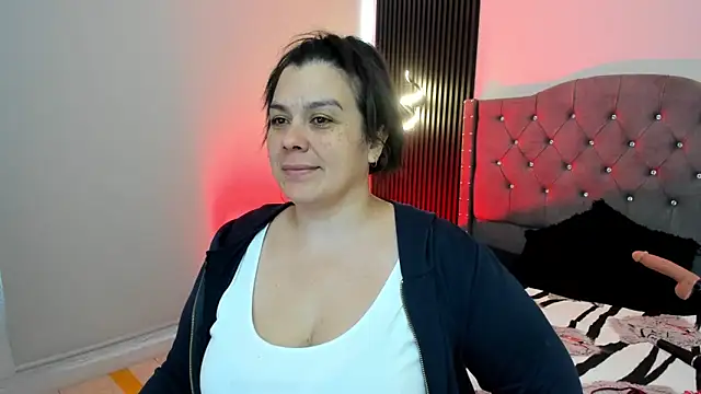 martina_foxy_ élő XXX-chatje