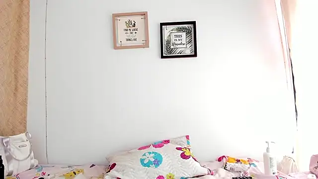 selena_jhonson élő XXX-chatje