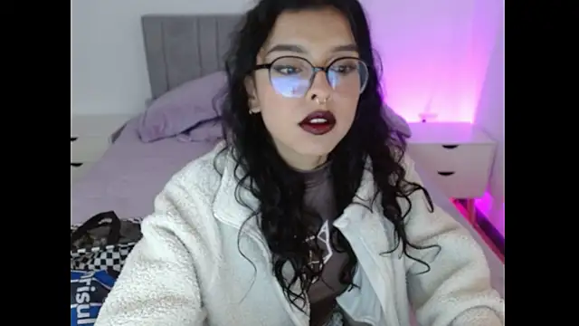 eilynro élő XXX-chatje