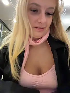 Betsy's Live XXX Chat