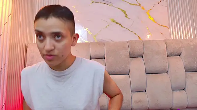 MichaelRossexxx's Live XXX Chat