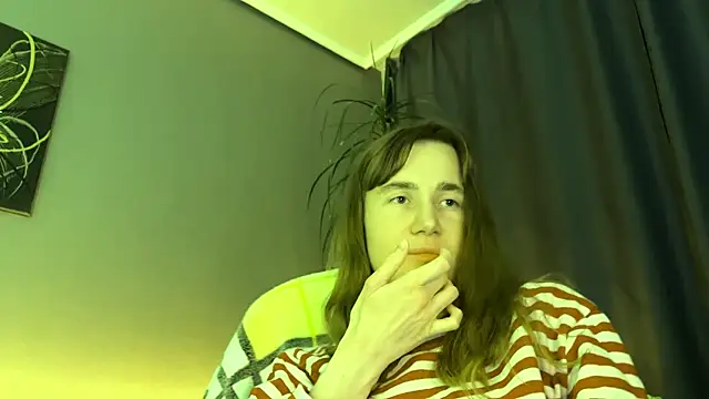 kleya_ élő XXX-chatje