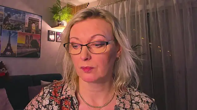 Онлайн чат XXX vanessa_chat